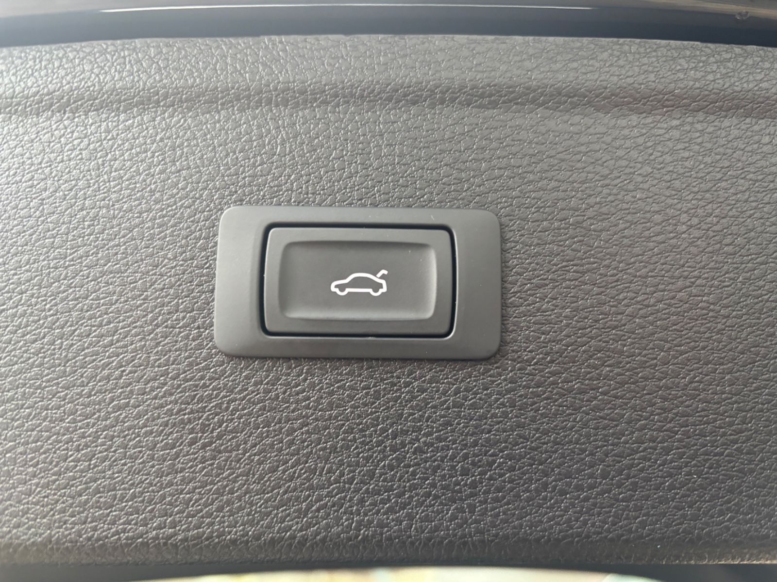 Fahrzeugabbildung Audi SQ5 Leder KAM SHZ NAVI