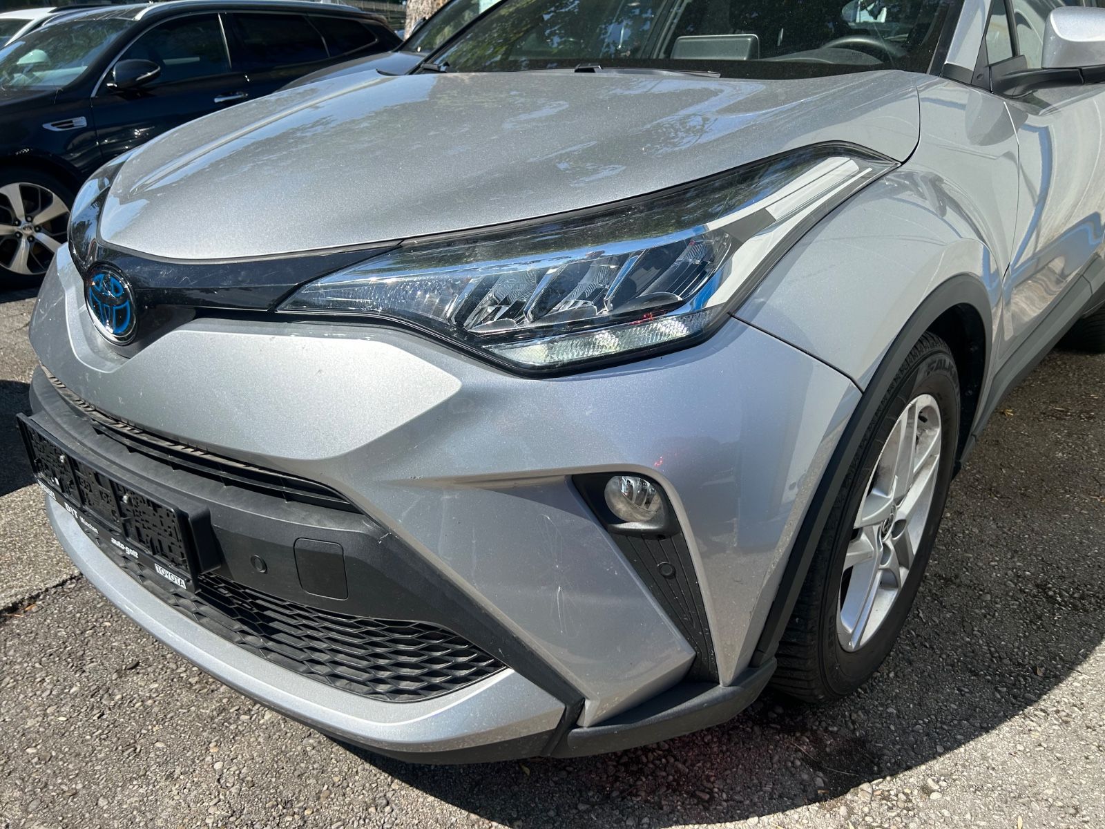 Toyota C-HR Hybrid Business Edition imagem 2