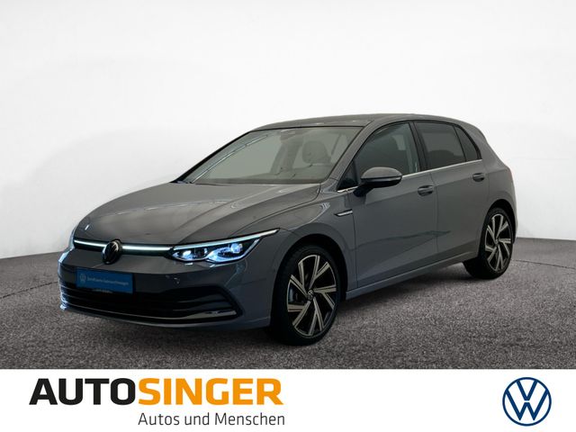 Volkswagen Golf VIII Style 1.5 eTSI DSG *AHK*PANO*NAVI*18"*