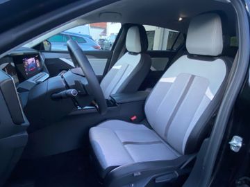Bild 6 Opel ASTRA ELEGANCE AHK NAVI ACC WINTERPAKET+WSS