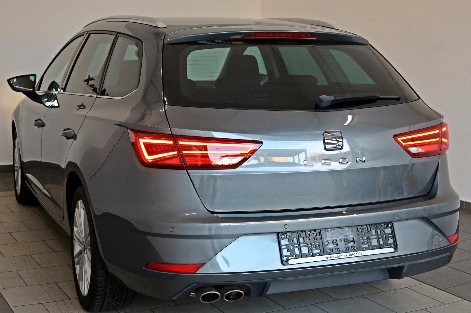 Fahrzeugabbildung SEAT Leon ST Xcellence T.Leder,Navi,LED,Apple CarPlay