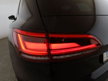 Volkswagen Touareg - 10