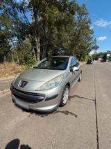 Peugeot 207 - Peugeot 207 mit Benzin-Antrieb: Coupé