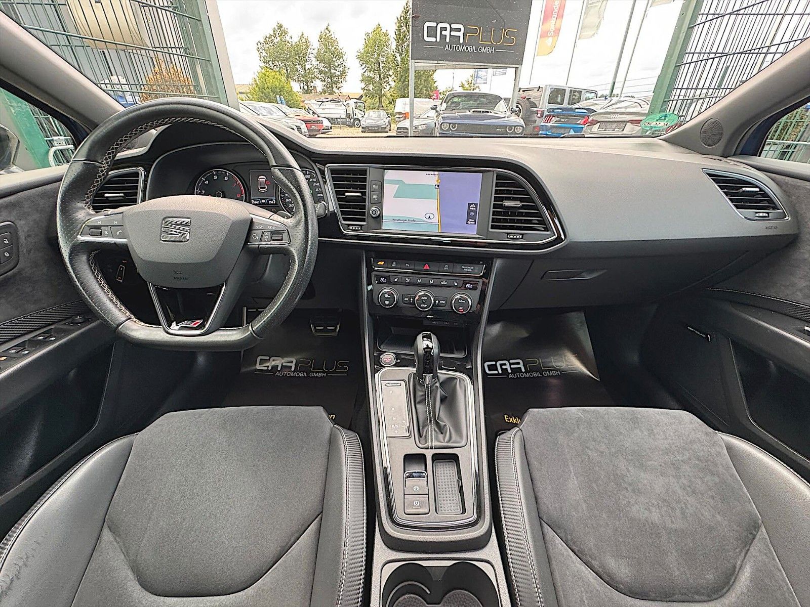 Fahrzeugabbildung SEAT Leon ST Cupra 300 4Drive Performance *LED*Pano*