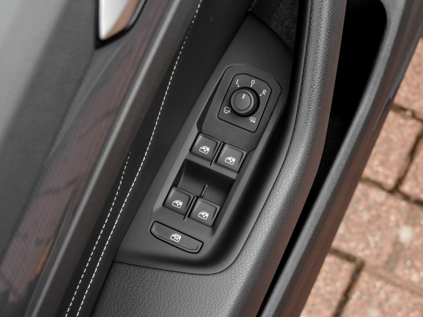 Volkswagen Passat Variant - Bild 13
