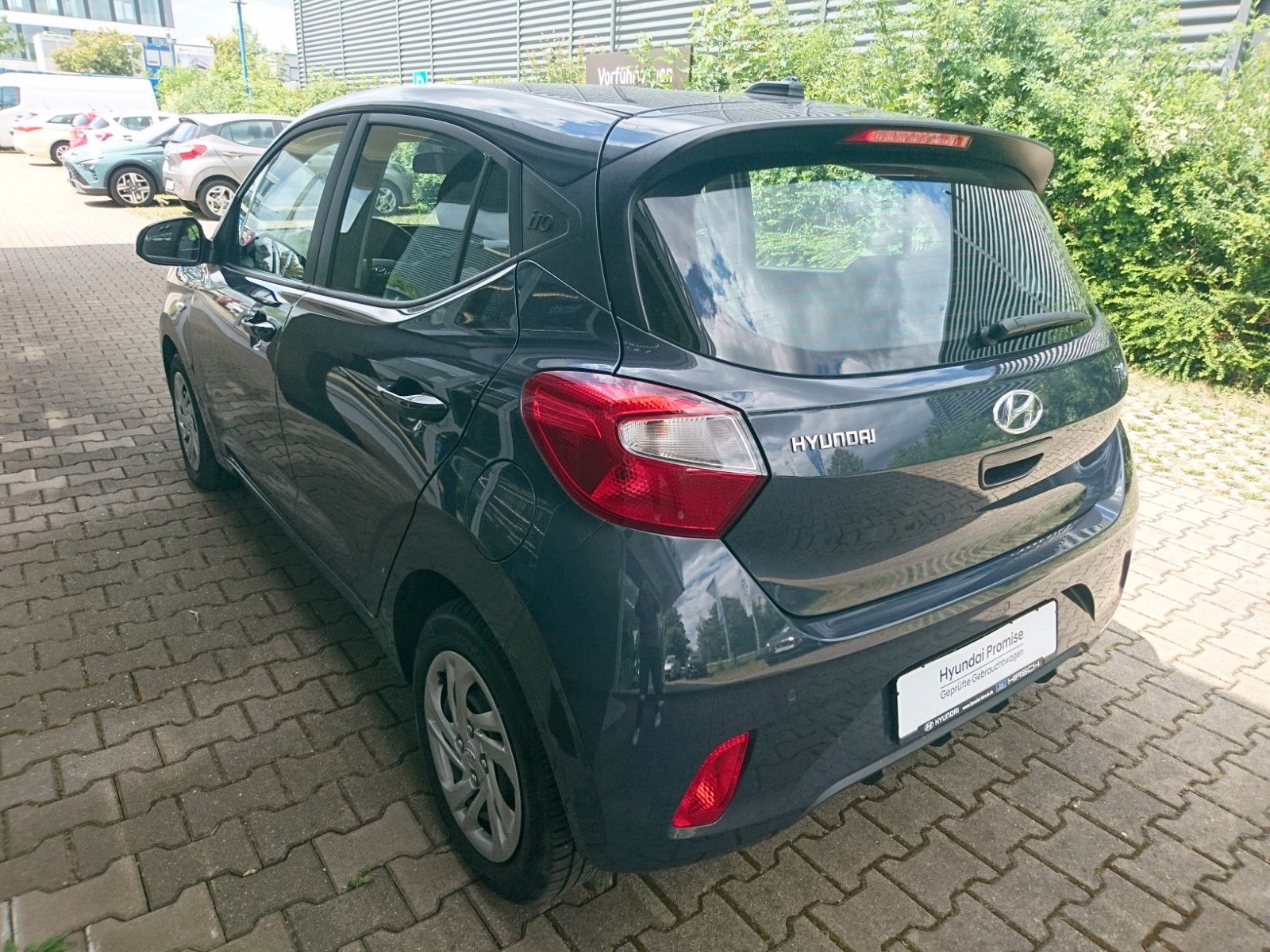 Fahrzeugabbildung Hyundai NEW  i10 1.0 SELECT  SHZ PDC Lenkradhzg