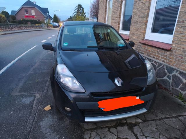 Renault Clio  Ausschlachtung/Export