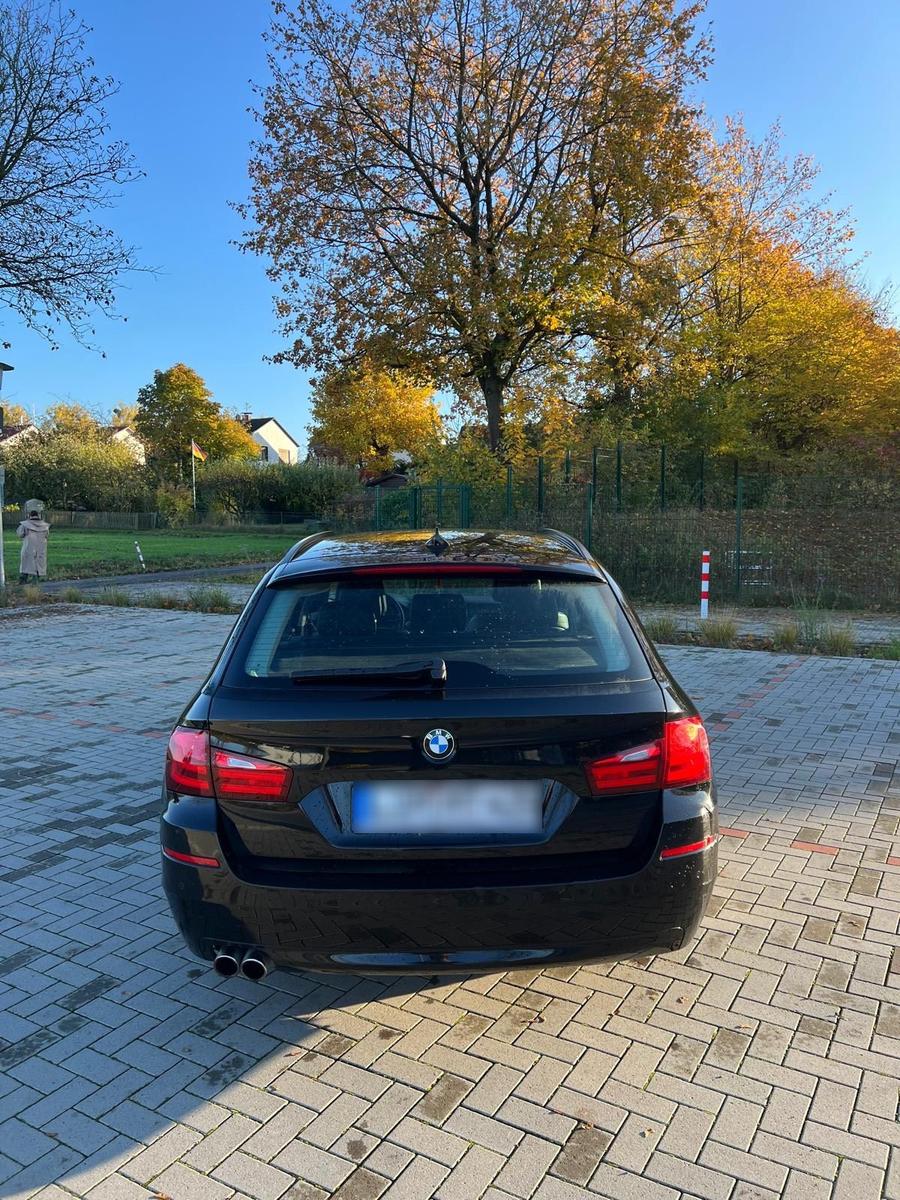 BMW 520 2012 — engine 184 HP (135kW)