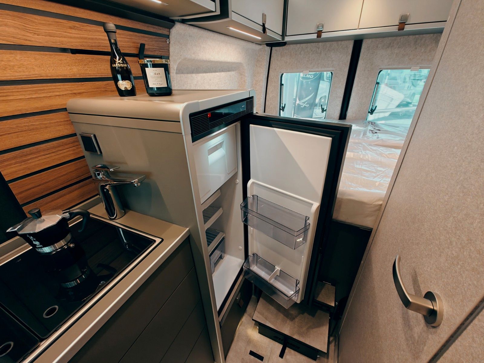 Fahrzeugabbildung HYMER / ERIBA / HYMERCAR GRAND CANYON S 4x4 MB 600 by palmo