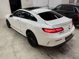 Mercedes-Benz E 53 AMG 4MATIC+ Coupe*ACC*Pano*Burmester*360°* - Coupés mit Unfallschaden