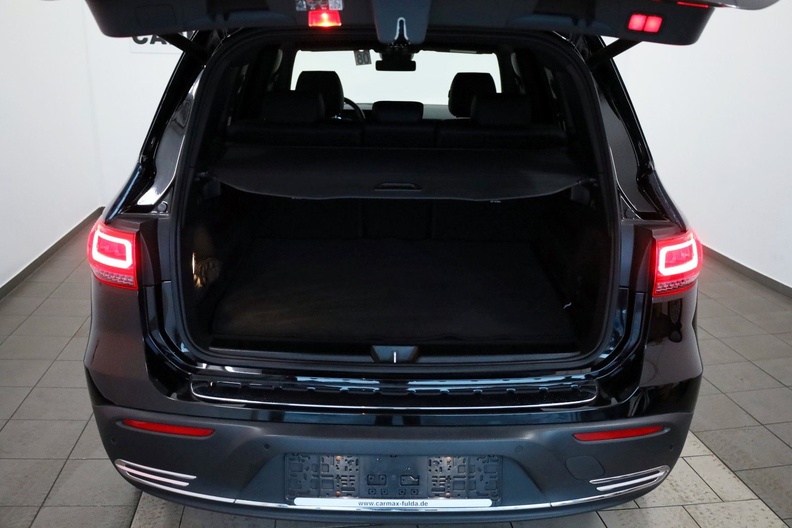 Fahrzeugabbildung Mercedes-Benz EQB 250 Progressive,Leder,Navi,LED,SH,Kamera +WR