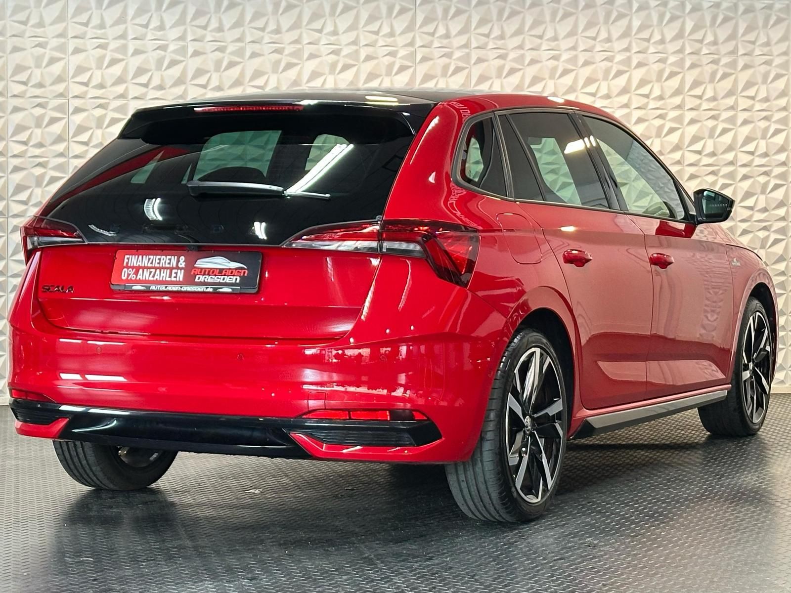 SKODA Scala 1.5TSI MONTE CARLO LED#KEYLESS#NAVI#SPUR - Image 8