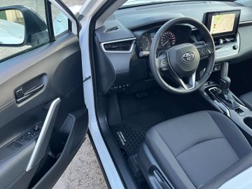 Toyota Corolla Cross - 12