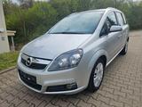 Opel Zafira 1.6 CNG NAVI NAVI - Opel Zafira mit CNG-Antrieb: 1.6