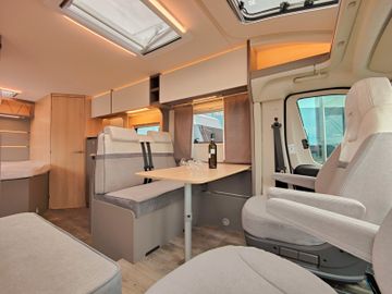Fahrzeugabbildung LMC Tourer T 630 2023 - Markise, Paket, SALE!