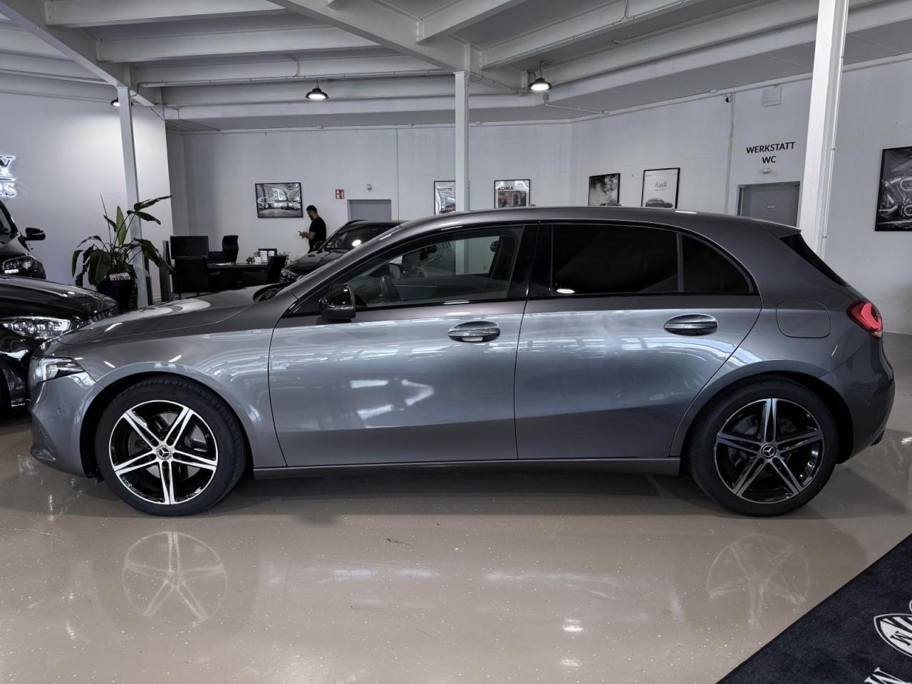 Mercedes-Benz A 250 LED SZHG KLIMA NAVI CAM Klima Navi