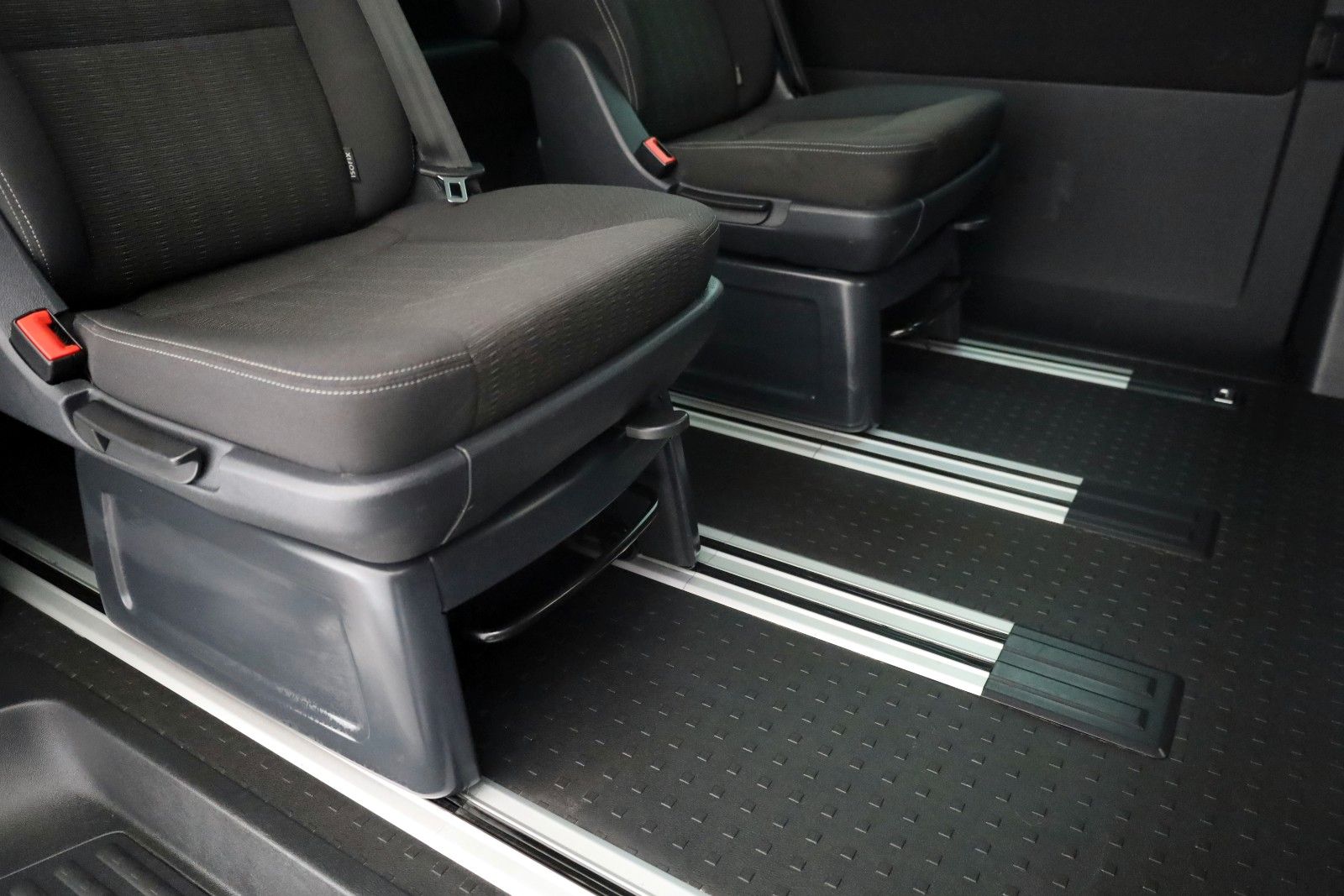 Fahrzeugabbildung Volkswagen T6 Multivan Comfortline Navi,SH,PDC,Kamera,AHK