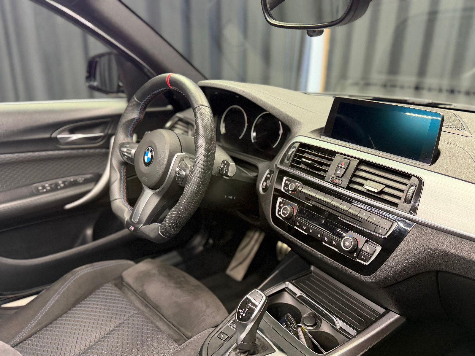 Fahrzeugabbildung BMW M140i xDrive Special Edition |LED|DEUTSCHES FZG