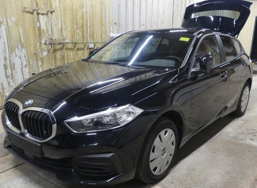 BMW 116 d Limousine Aut+NAVI+KLIMA+PDC+SHZ+LIVE