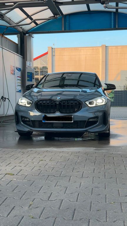 Image of BMW 118