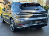 Porsche Cayenne S E-Hybrid Sport Design/Pano/Sportabg/ - Porsche Cayenne mit Hybrid-Antrieb: Schiebedach