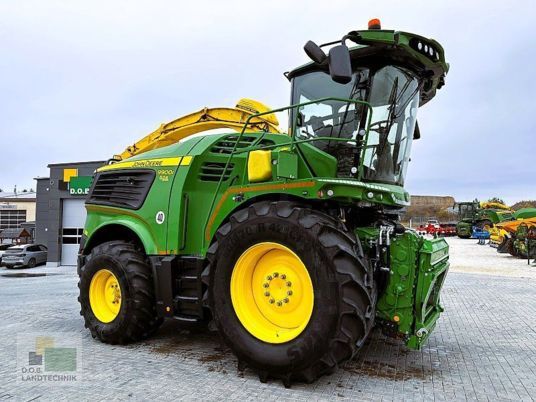 John Deere 9900 i