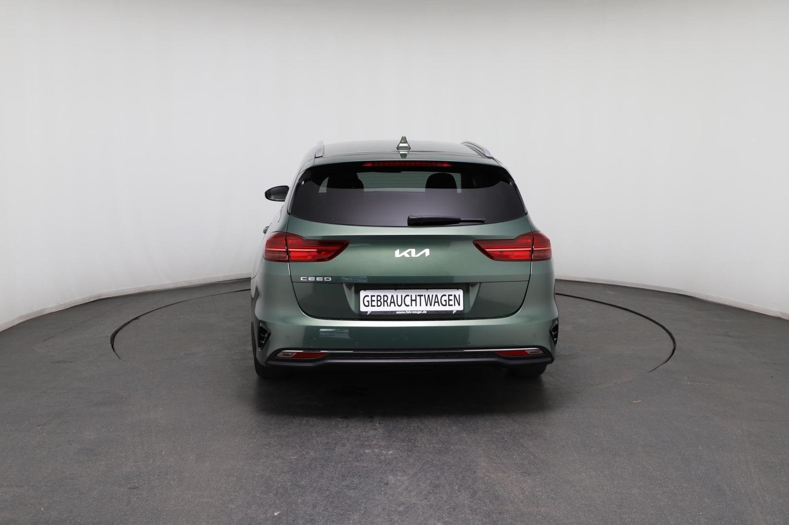 Kia Ceed SW 1.5 T-GDI Gold  *NAVI*LED*SHZ*Kamera*