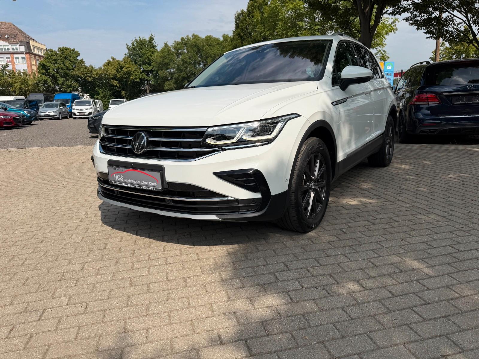 Volkswagen Tiguan Elegance 4Motion Navi AHZV LED Klima SHZ