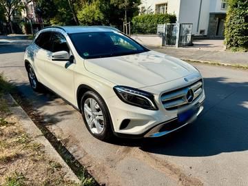 صورة 7 لـ 2014 Mercedes-BENZ GLA