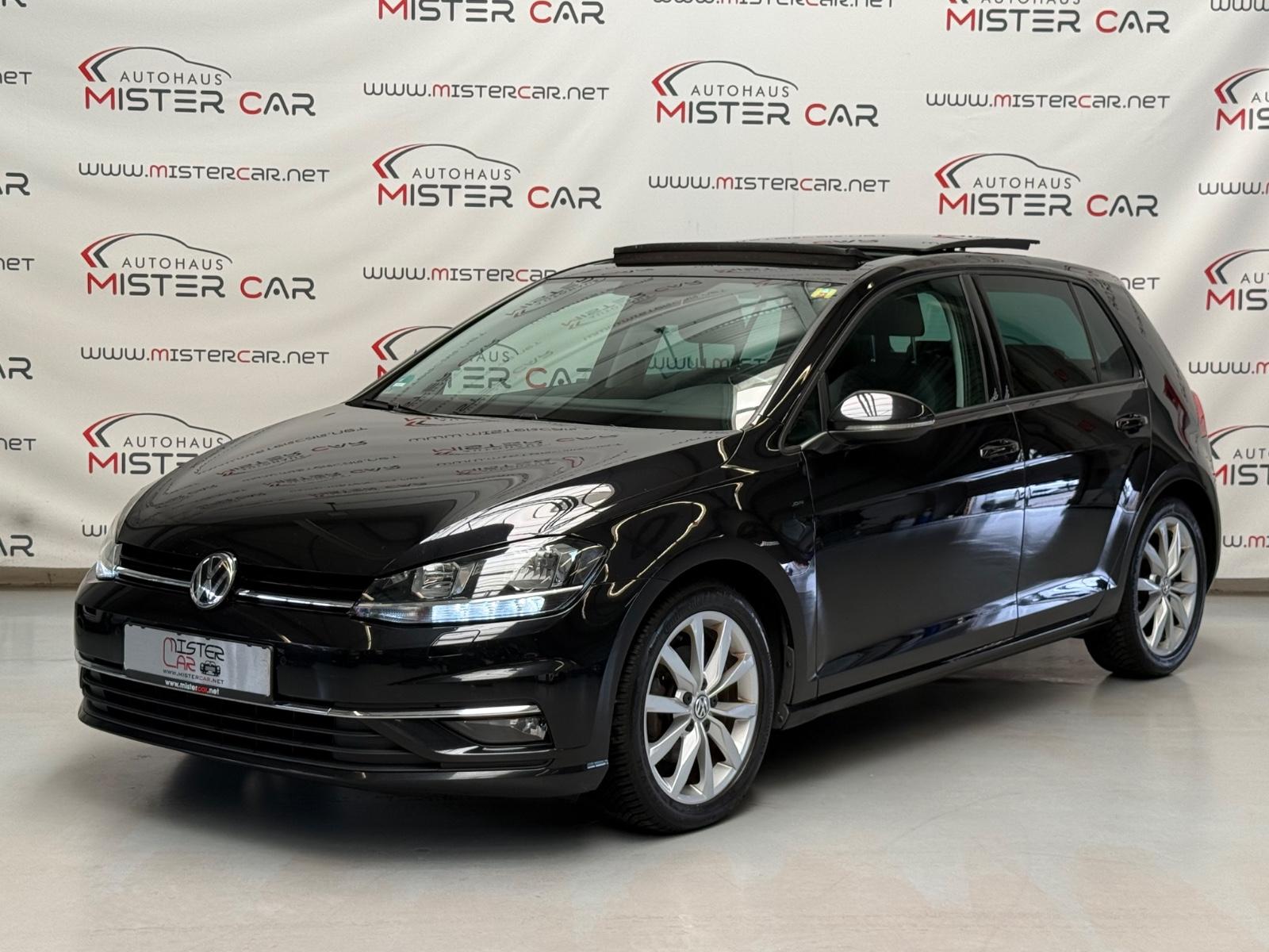 Volkswagen Golf VII R LINE PANORAMA/NAVI/LED/PDC/SHZ/ALU