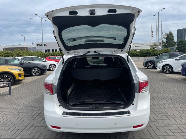 Toyota Avensis  Kombi Executive