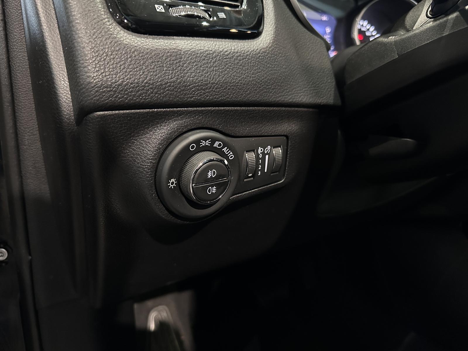 Jeep Compass Limited 4WD *AHK, NAVI, CARPLAY*