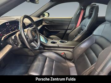 صورة 7 لـ 2020 Porsche TAYCAN