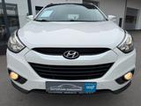 Hyundai ix35 2,0 122KW 4WD Leder GSSD Navi Xenon Kamera - Hyundai ix35: Allradantrieb, 2.0