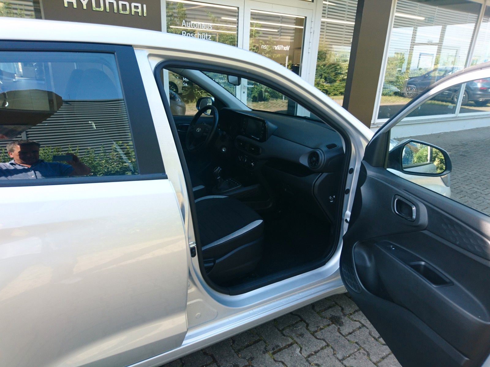 Fahrzeugabbildung Hyundai NEW i10 1.0 Automatik Trend Klima PDC