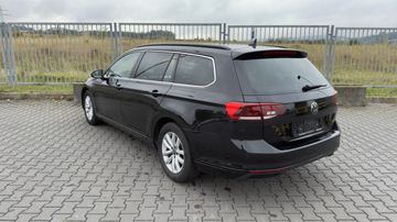 Volkswagen Passat - 3