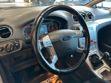 MYAUTOCENTER – Gebraucht- und Jahreswagen mit Werkstattservice in Pfaffenhofen Ford S-Max *MEMORY*SitzHZ*2-ZONEN*StandHZ*