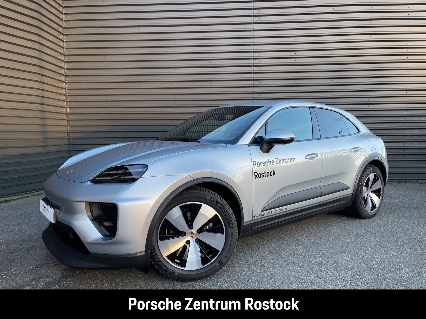 Porsche Macan InnoDrive Surround-View BOSE Luftfederung