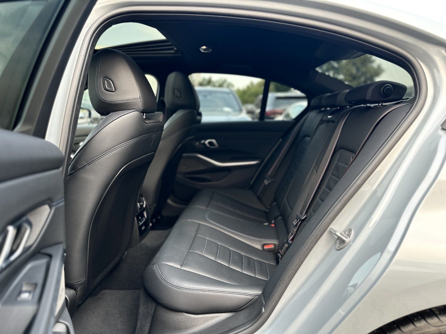 BMW 320 - Bild 13