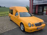 Mercedes-Benz Mercedes E 220 CDI, Transporter - Mercedes-Benz E 220 aus 2000