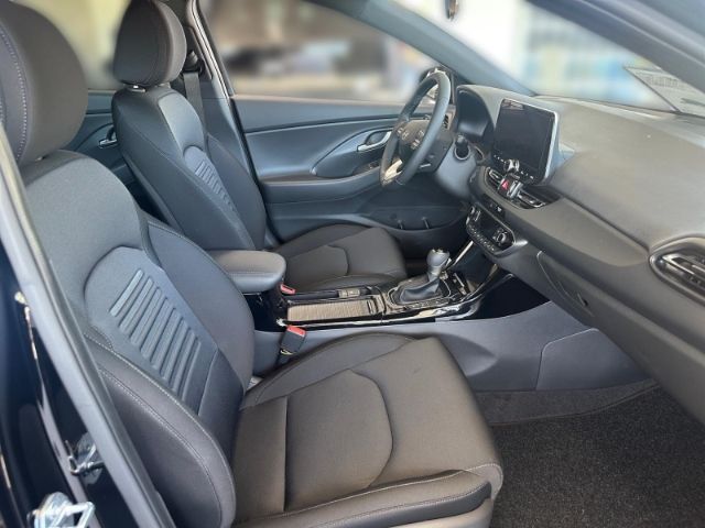 Fahrzeugabbildung Hyundai i30 cw 1.0 T-GDI (100 PS) 7-DCT Advantage Plus-P