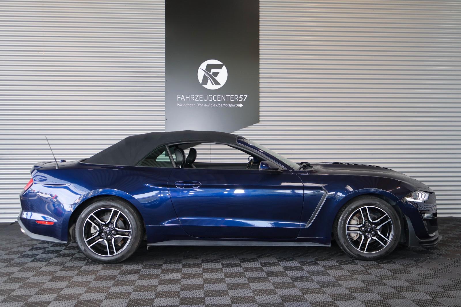 Ford Mustang 2.3 EcoBoost SHELBY OPTIK/CARPLAY/KAMERA