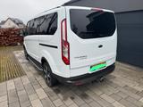 Ford Tourneo - weiße Ford Tourneo