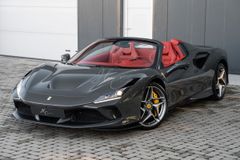 Ferrari 2023 F8 Spider Grigio Scuro/Rosso Interior SOFOR