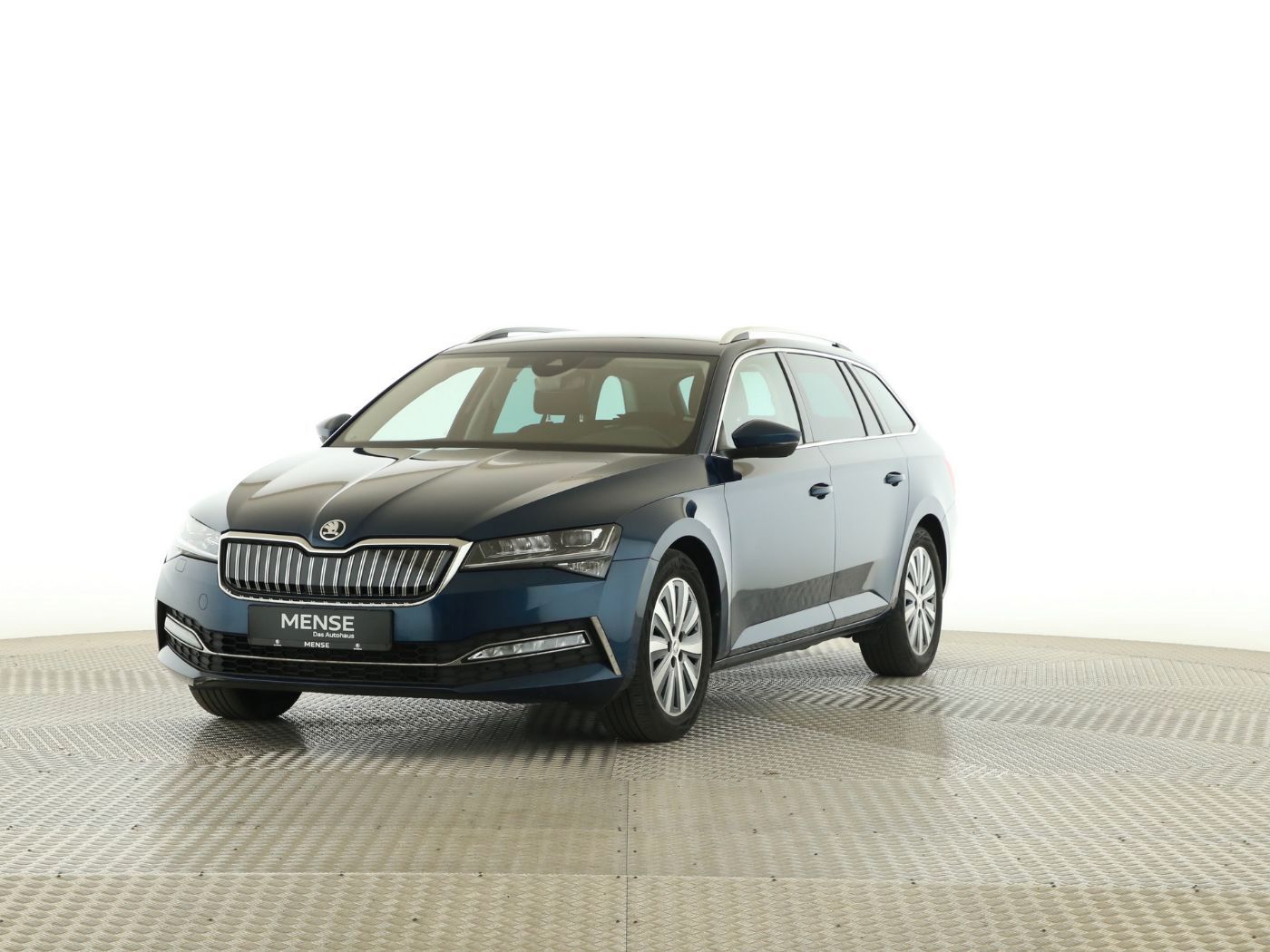 Skoda Superb - Bild 2
