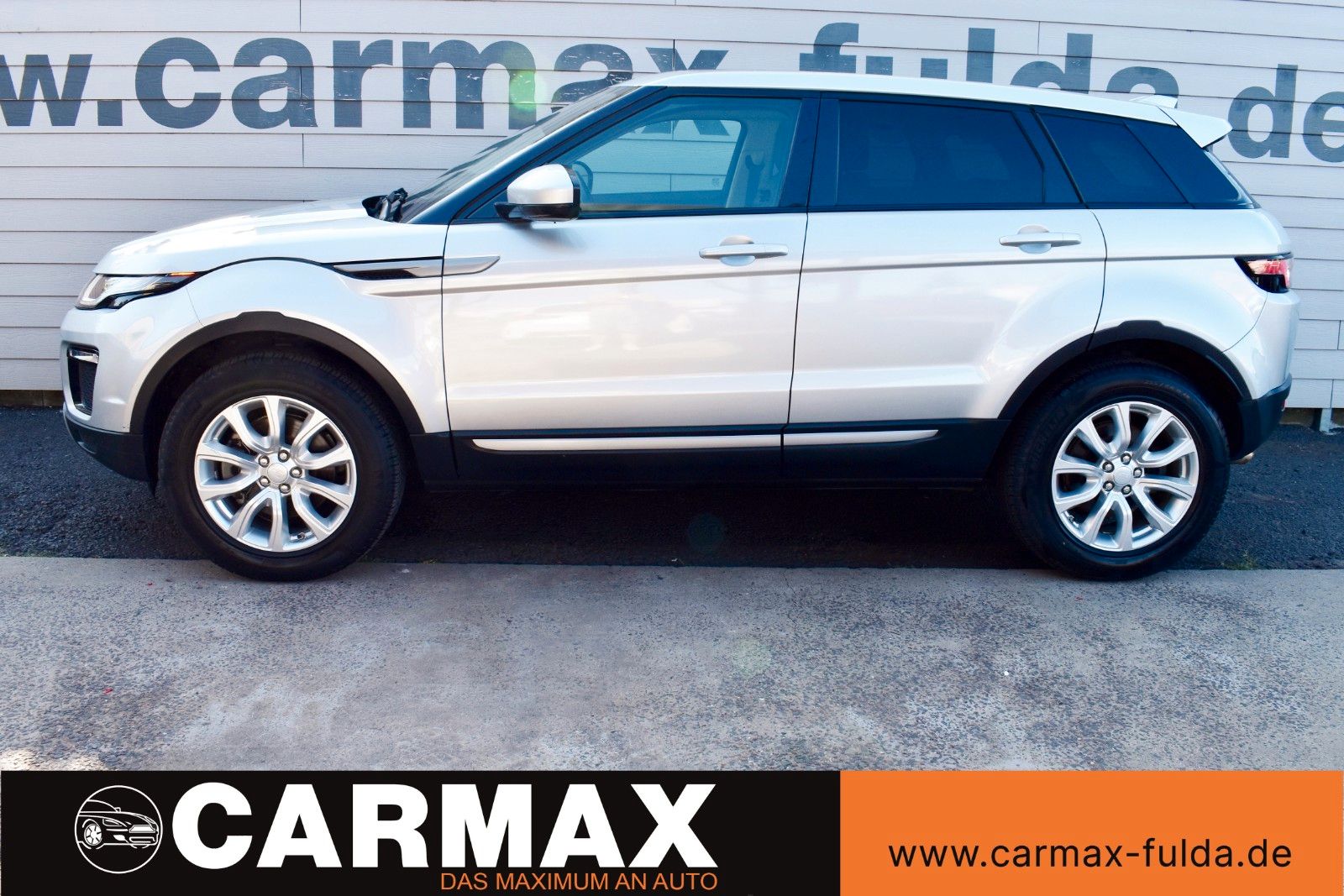 Fahrzeugabbildung Land Rover Range Rover Evoque SE AWD Automatik,Leder,Navi