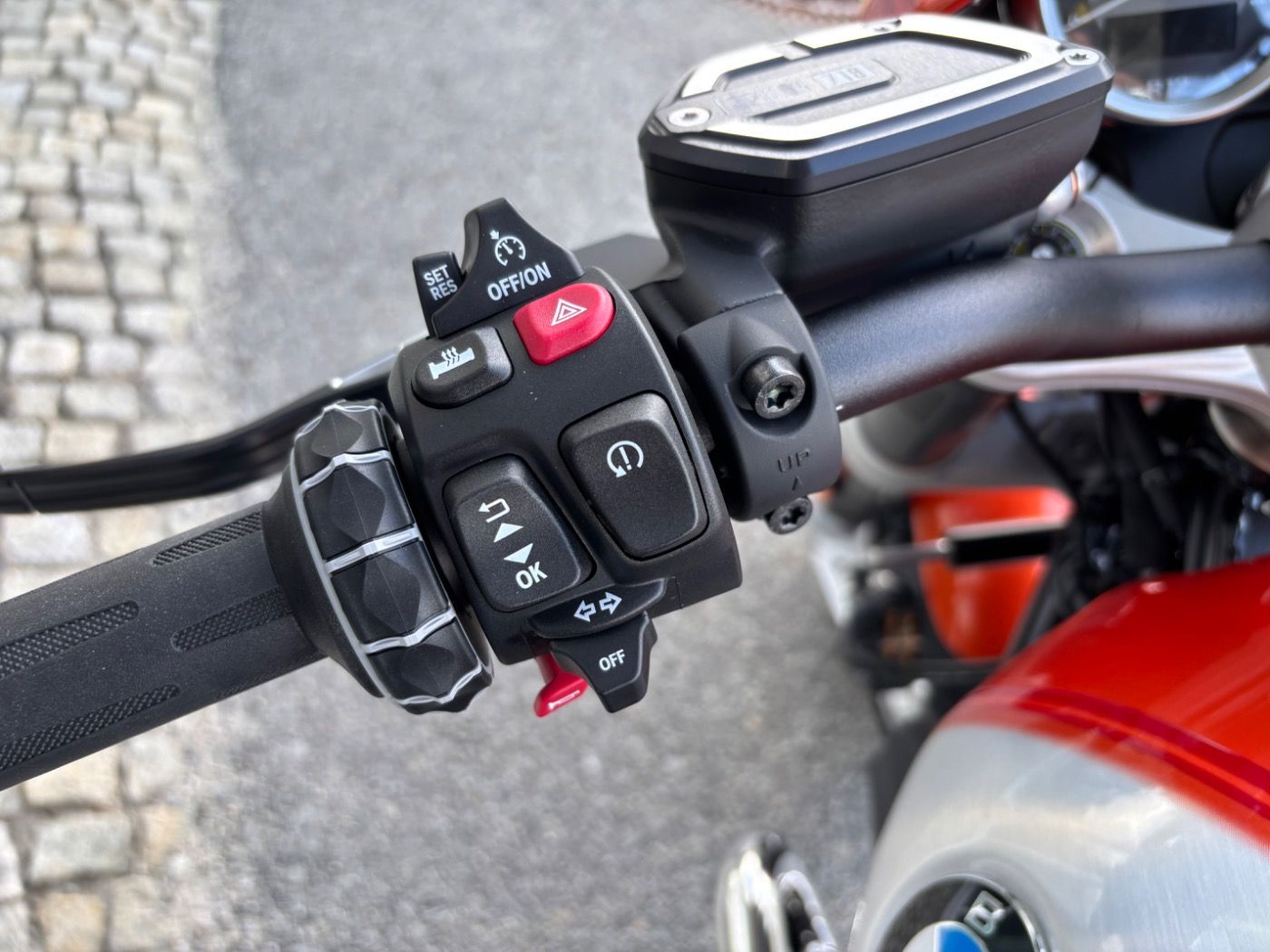 Fahrzeugabbildung BMW R 12 S