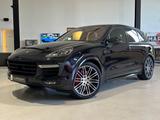 Porsche Cayenne Turbo *Soft-Close,Pano,BOSE,PDCC,Luft* - Porsche Gebrauchtwagen in Hanau
