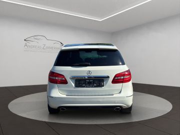 Mercedes B 220 - 7