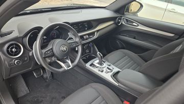 Alfa-Romeo Stelvio - 4